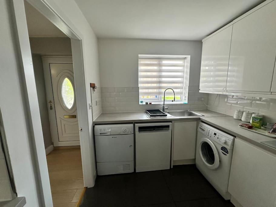 Sage House - City Centre Hanley, Alton Towers Stoke-on-Trent ภายนอก รูปภาพ